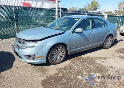 2010 Ford Fusion Hybrid from USA, damaged, VIN 3FADP0L35AR344238
